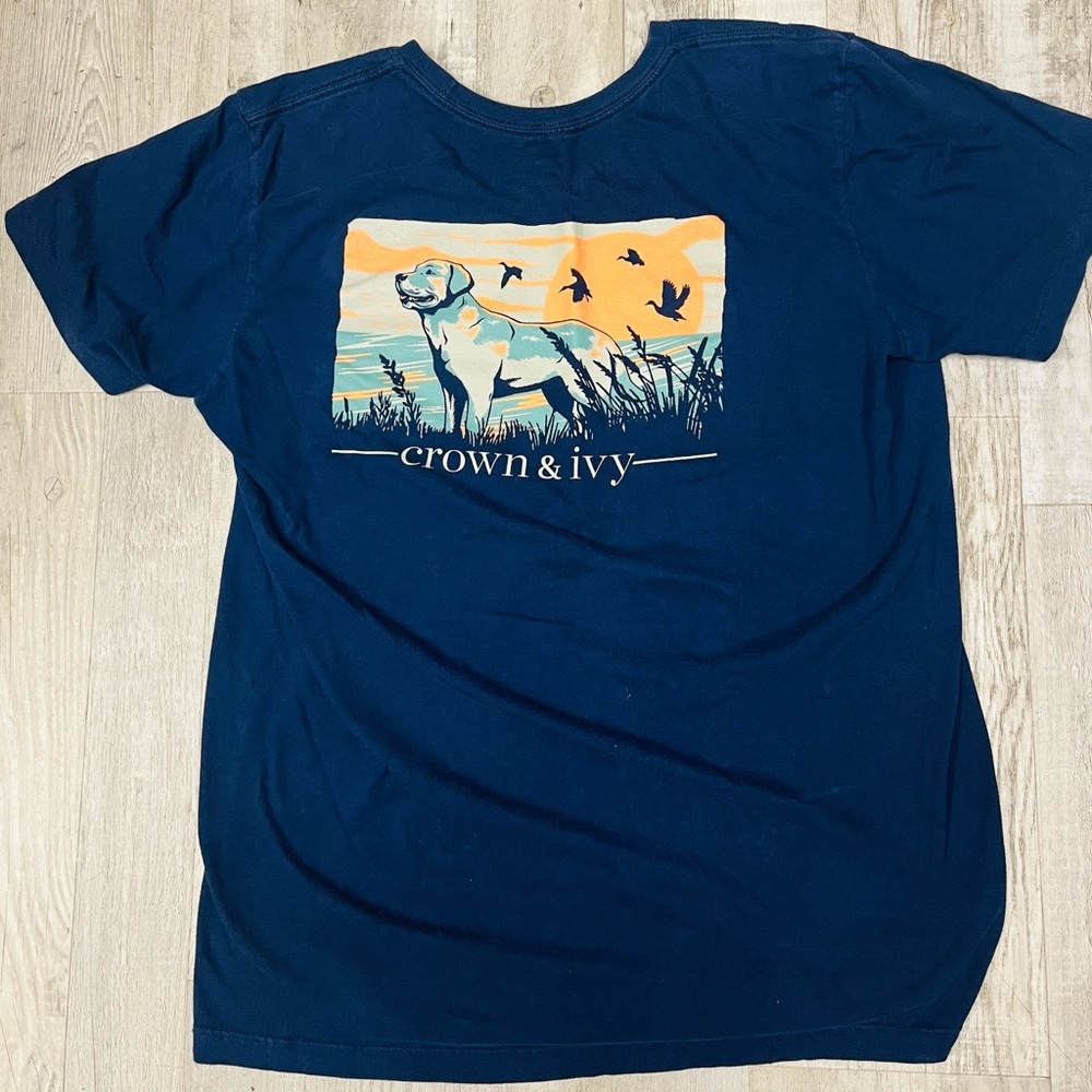 Crown and Ivy Blue T-shirt. Size M